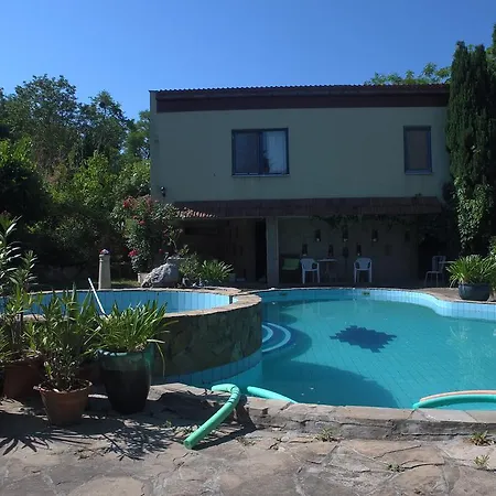 Rosehill Orbányosfa